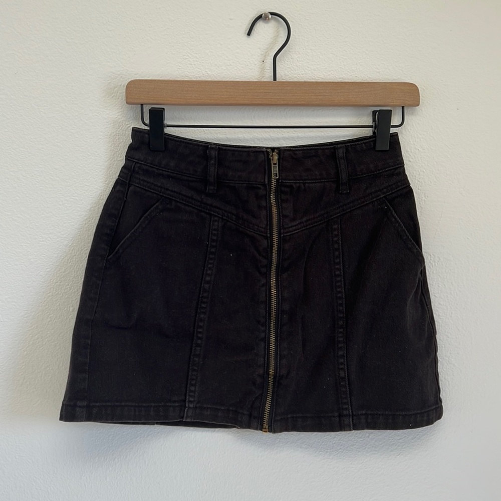 PacSun black denim skirt